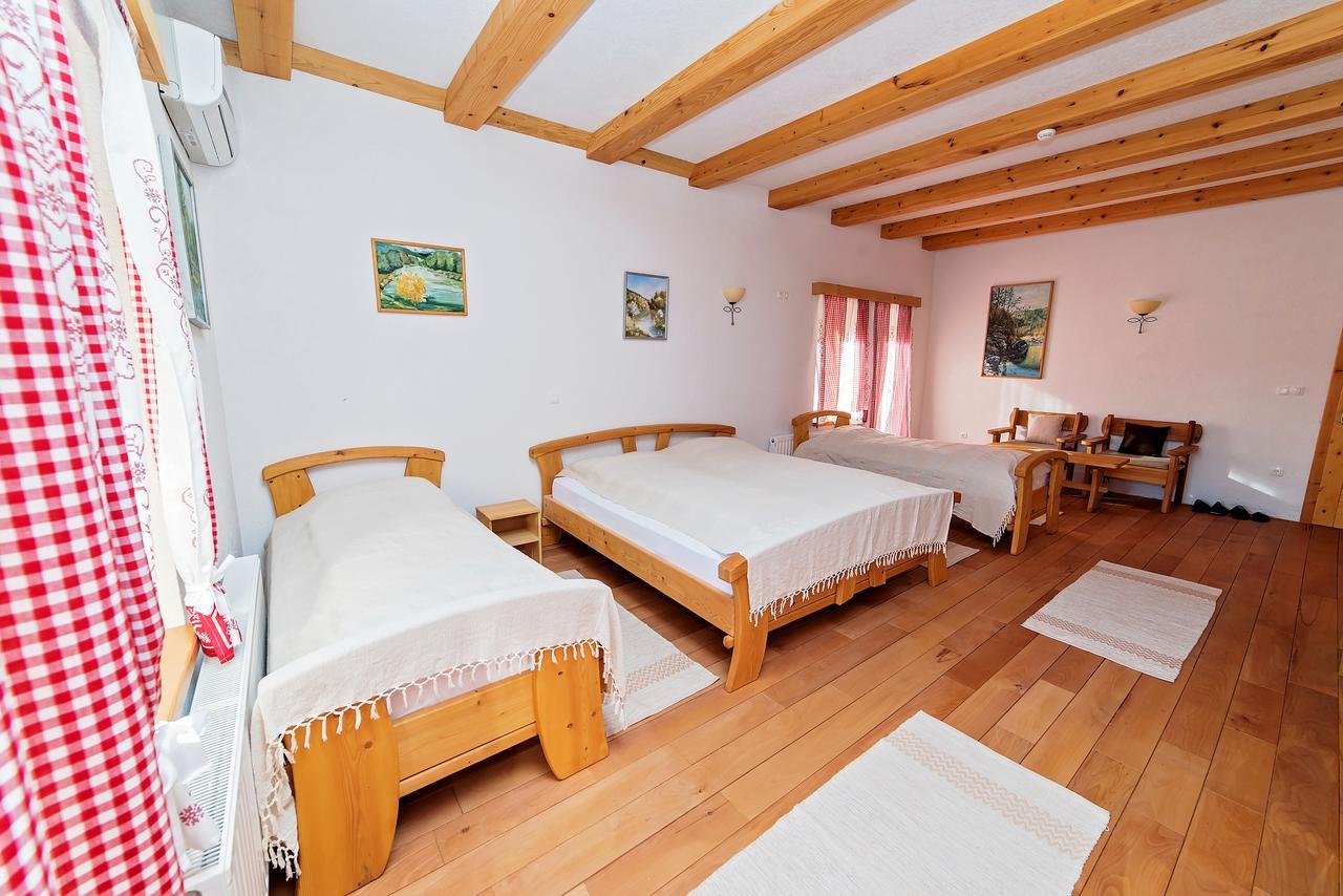 B&B Zlatna Nit Bosanska Krupa Eksteriør billede